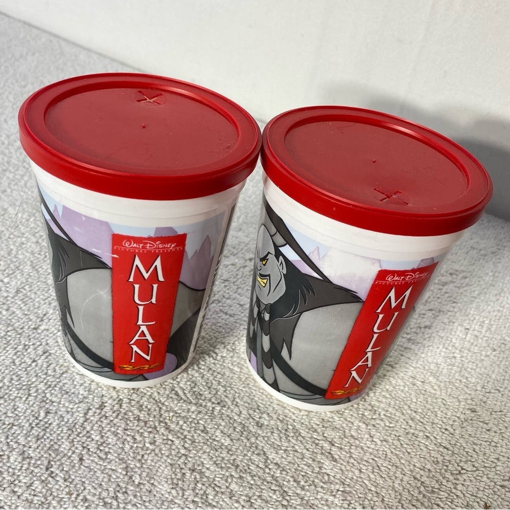 5/$35 Vintage 90s Famous Players Disney Mulan Plastic Takeaway Kids Cups Lids